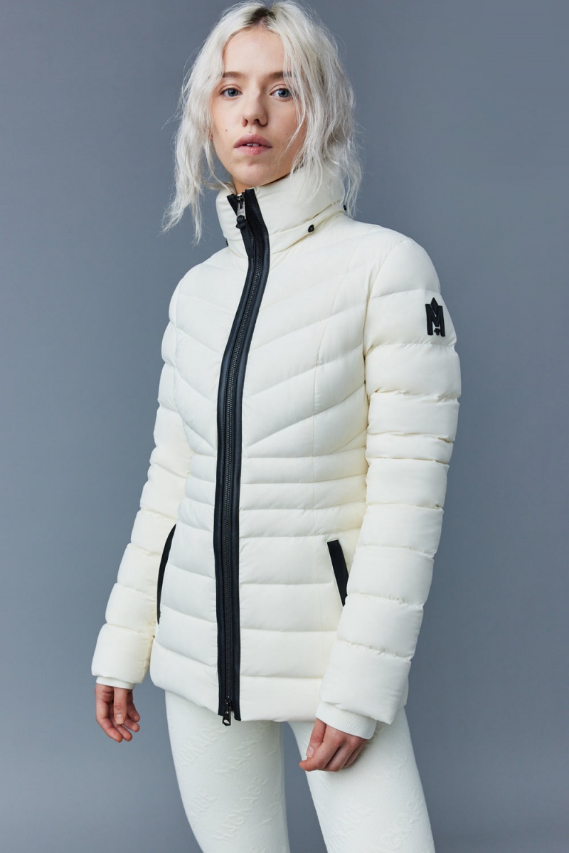 Mackage Patsy Agile 360 Blue Fox Fur Dunjackor Dam Grädde | MABLR-9102