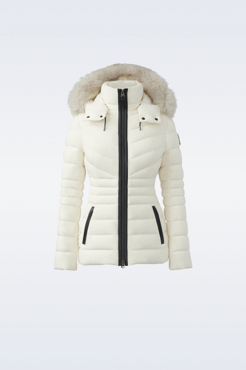 Mackage Patsy Agile 360 Blue Fox Fur Dunjackor Dam Grädde | MABLR-9102